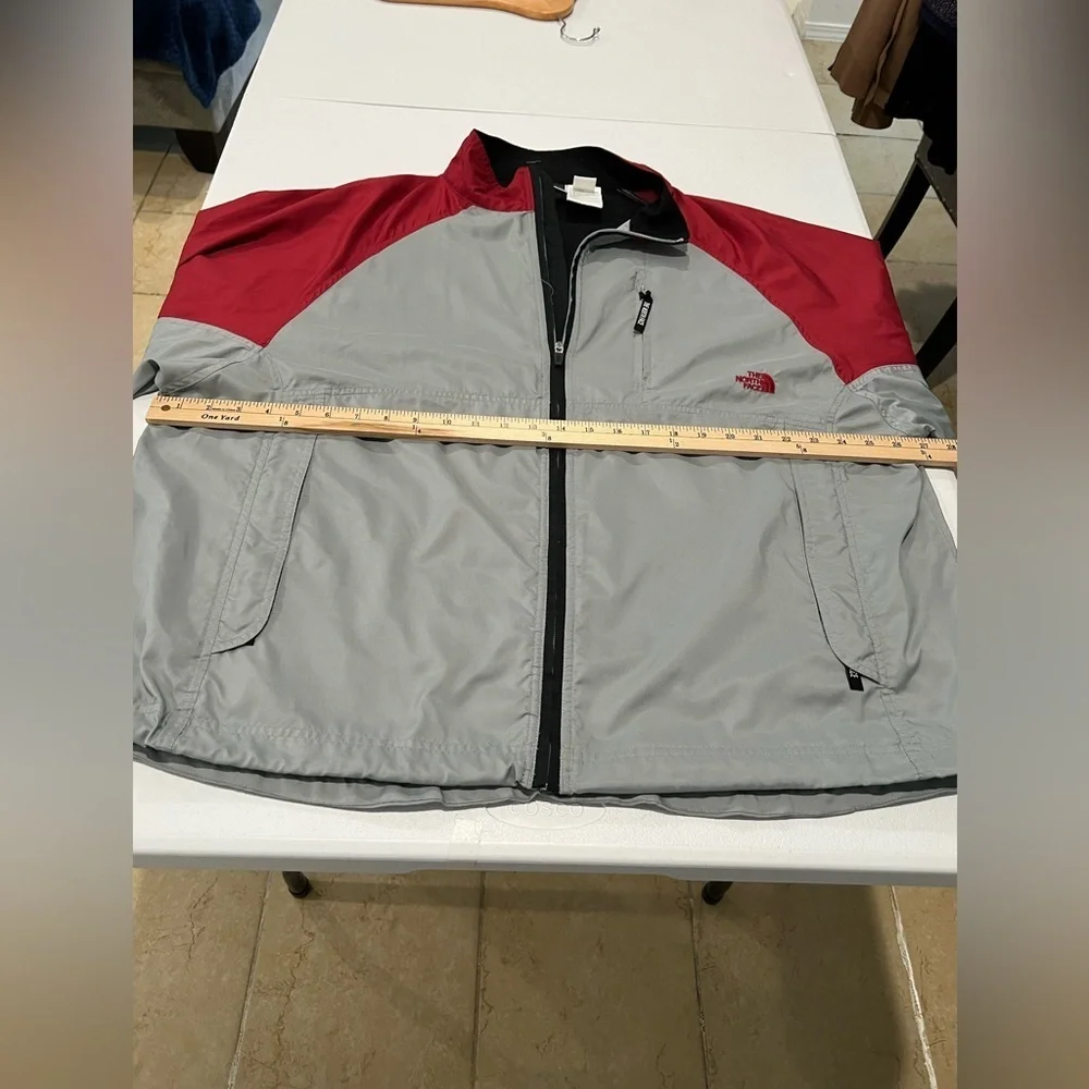 The North Face Men's Windbreaker Jacket Burgandy Gray XXL